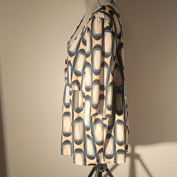 JW Women Round Neck Multi Color Pattern Blouse, Size 3X - Picture 6 of 7